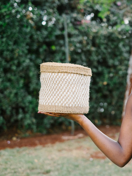 Home Goods - Medium Woven Lidded Basket